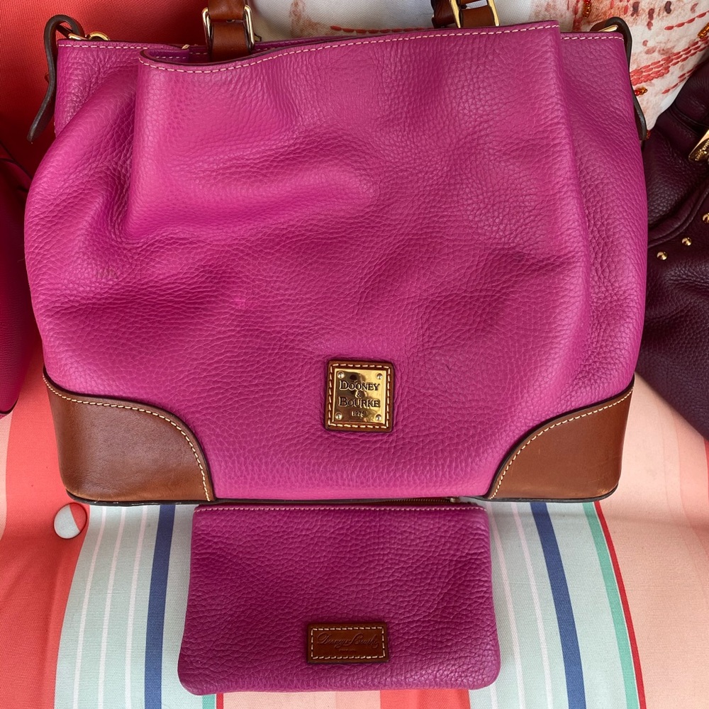 AUTHENTIC MINT CONDITION DOONEY & BOURKE HOT PINK